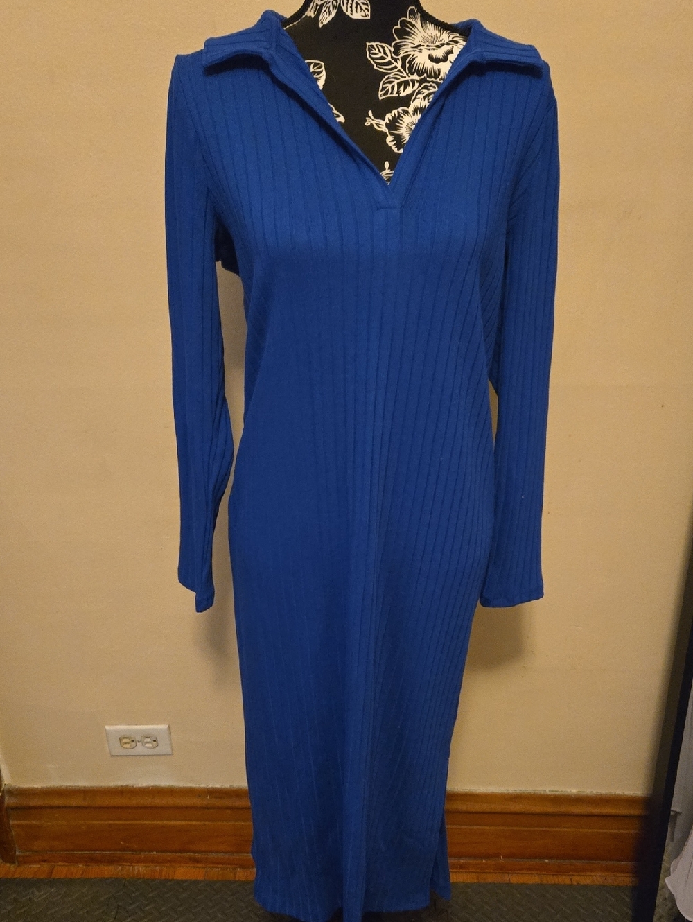 Womens Size Large Old Navy Classic Ribbed V-Neck Long Sleeve Dress in Royal Blue